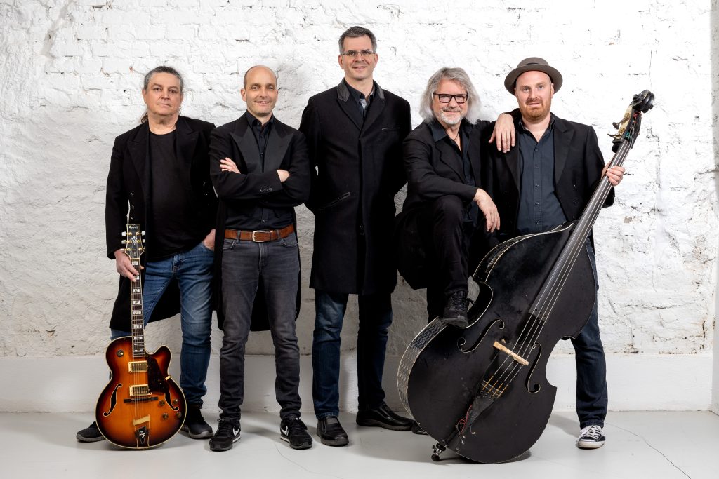 30.10.2026 i-BÄND / „Mit Anzug und Krawatt´n“  